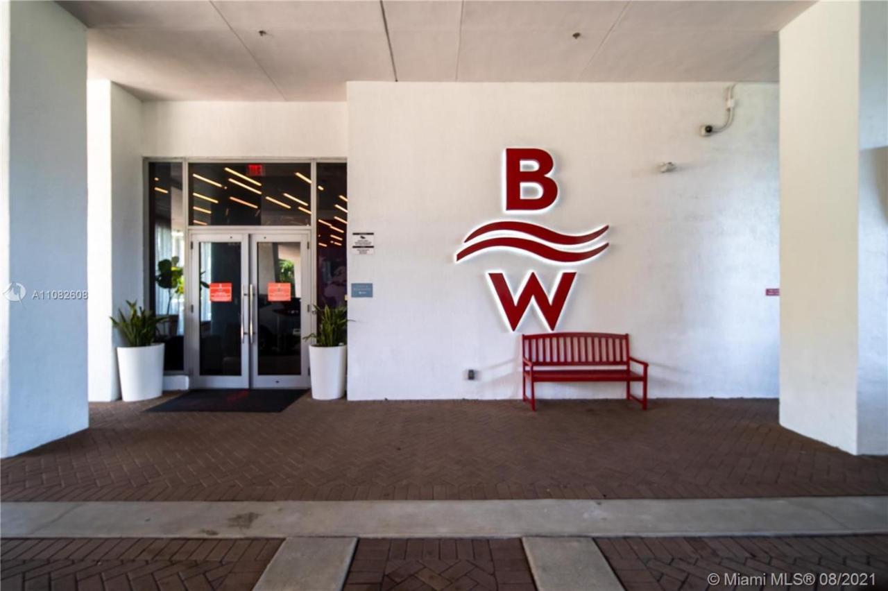 Studio In Hallandale 2 Beds ハランデール・ビーチ エクステリア 写真