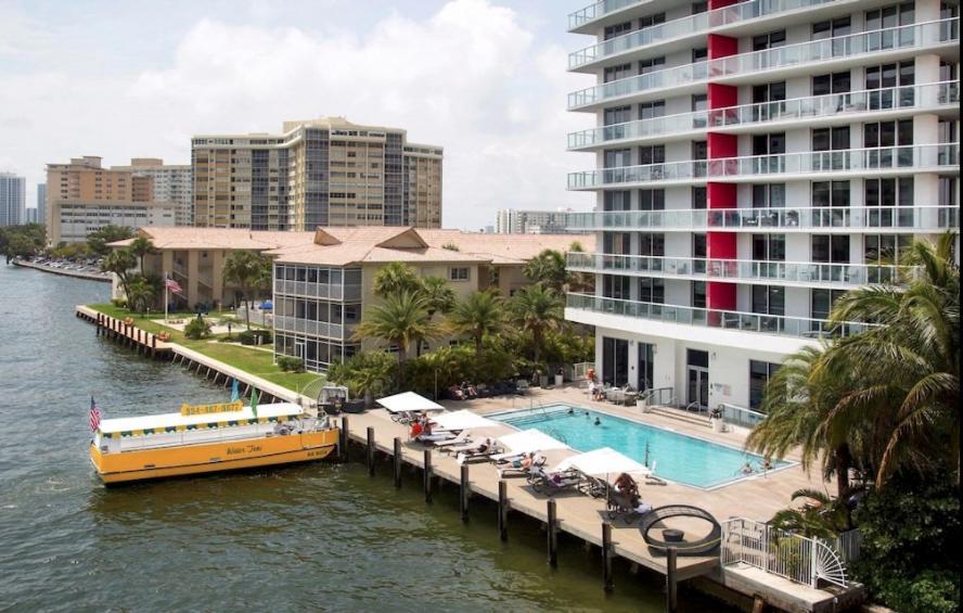 Studio In Hallandale 2 Beds ハランデール・ビーチ エクステリア 写真
