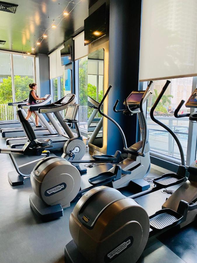 Studio In Hallandale 2 Beds ハランデール・ビーチ エクステリア 写真